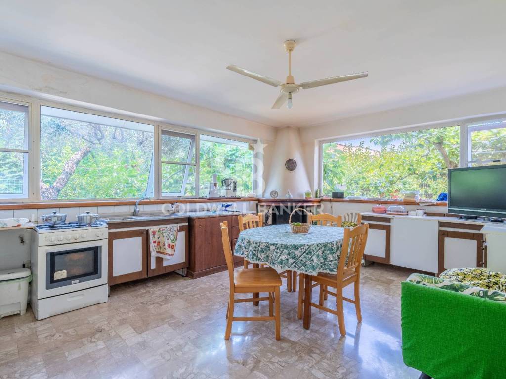 Villa a Trani in VIA DUCHESSA D'ANDRIA, 7 - Foto 4