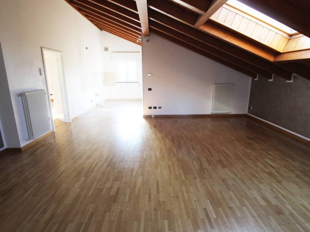 Appartamento a Gorla maggiore in Via Roma, 11 - Foto 4