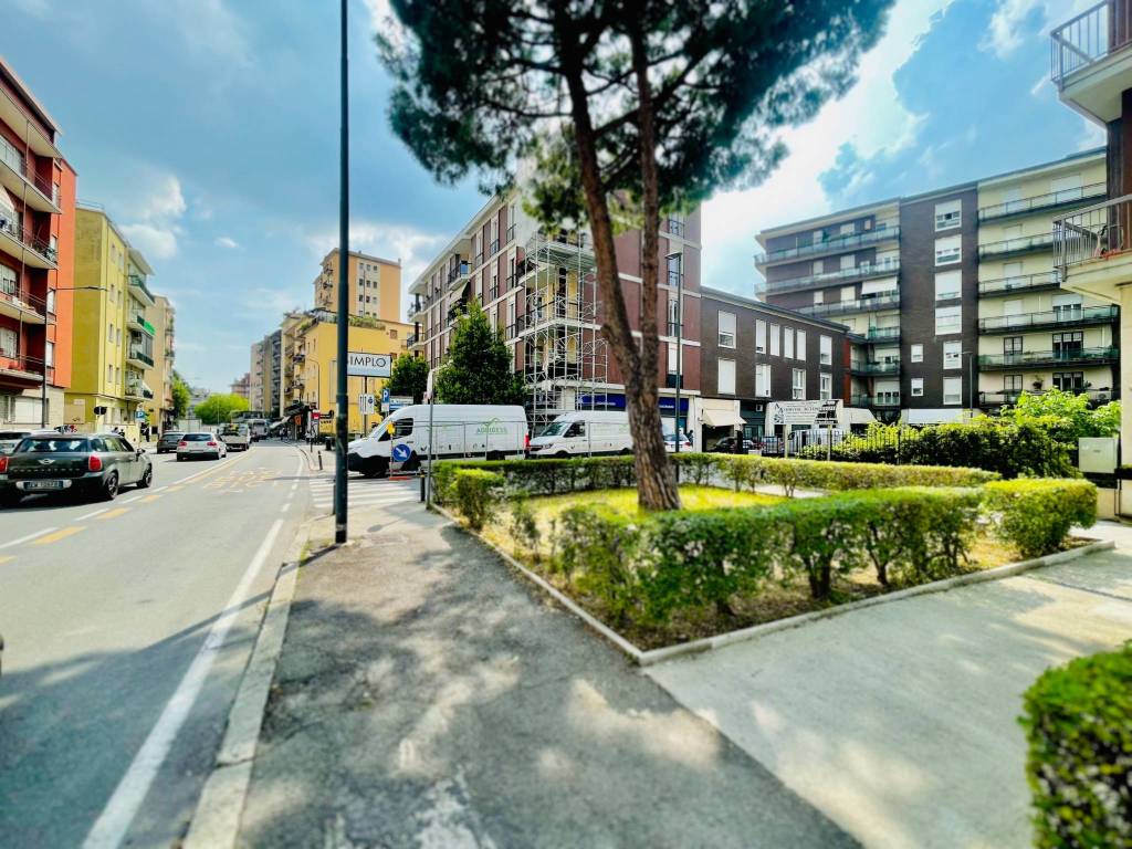 Appartamento a Brescia in Via Manara Valgimigli - Foto 2