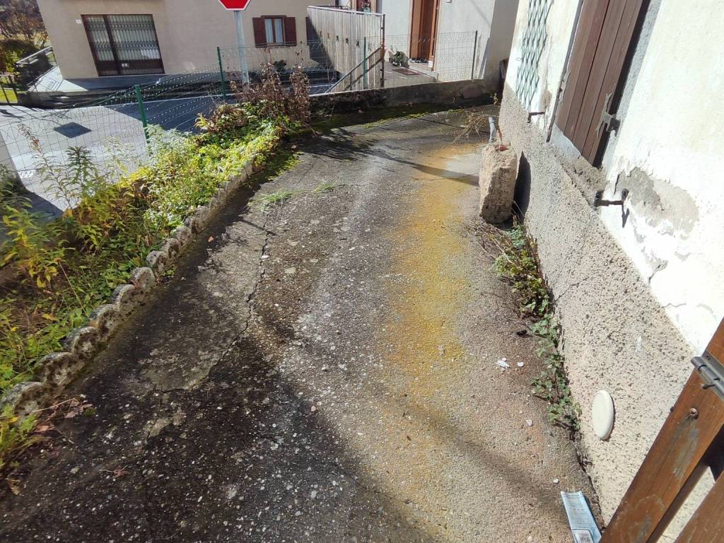Villa a Ovaro in Via Fenon di Entrampo, 3 - Foto 2