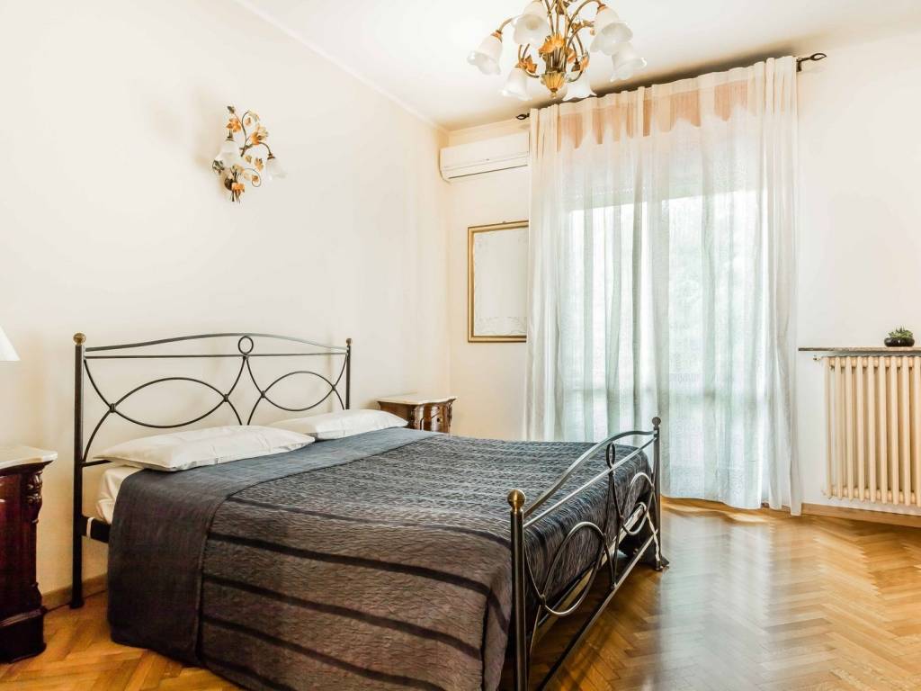 Villa a Busto arsizio in Via Fratelli di Dio, 29 - Foto 4