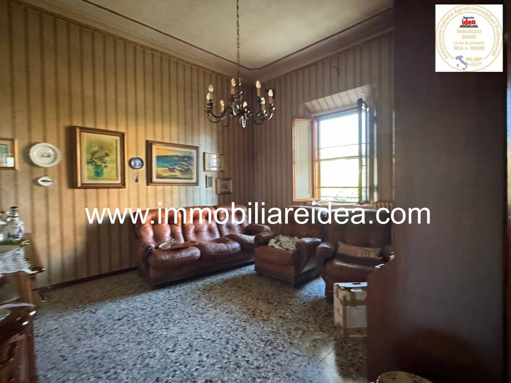 Villa a Rosignano marittimo in Via Niccolò Tommaseo, 4 - Foto 2