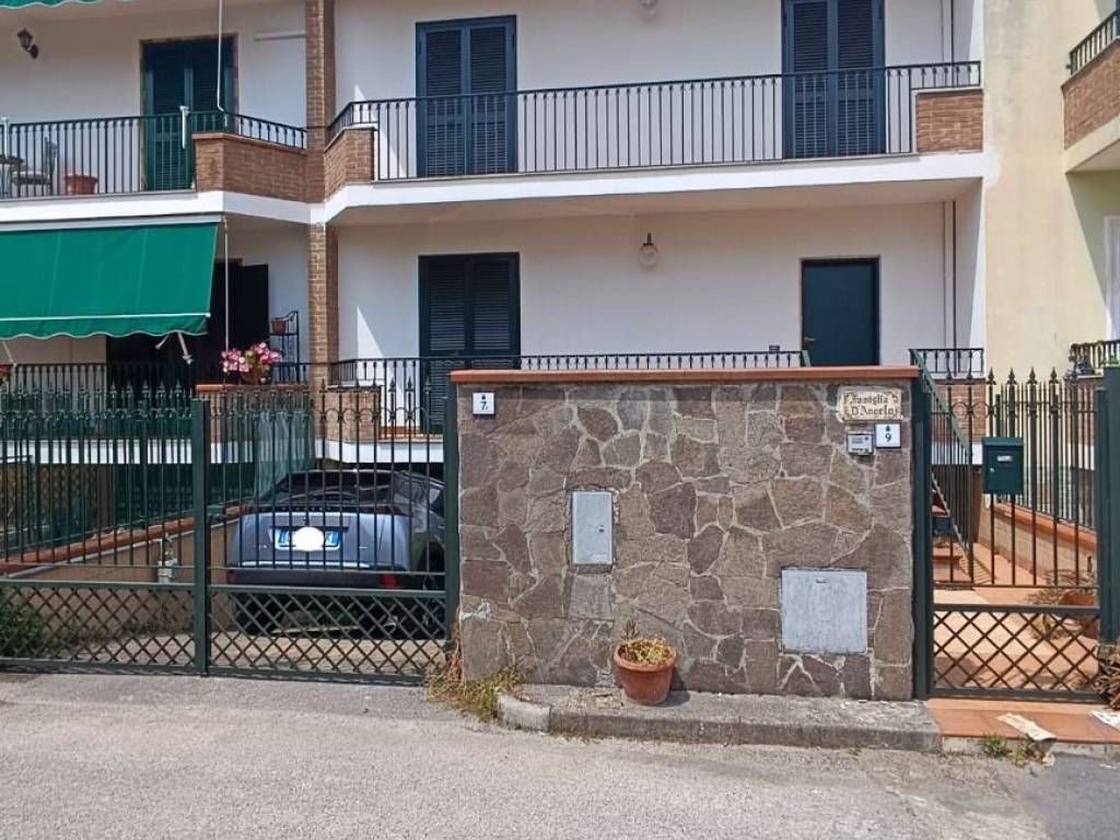 Villetta a schiera a Mariglianella in Via Enzo e Dino Ferrari - Foto 2