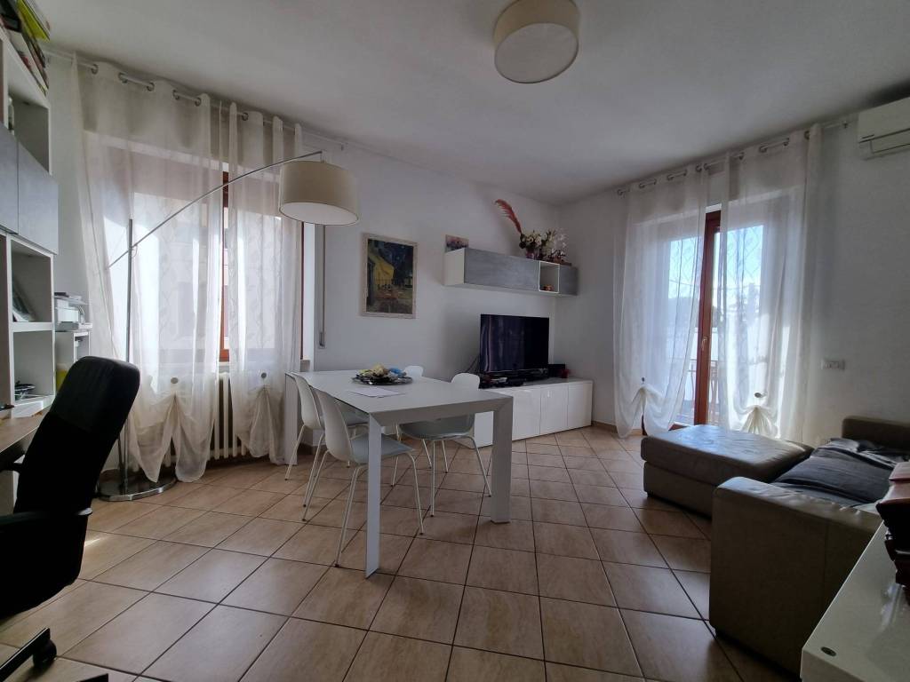 Appartamento a Corridonia in Viale dell'Artigianato - Foto 3