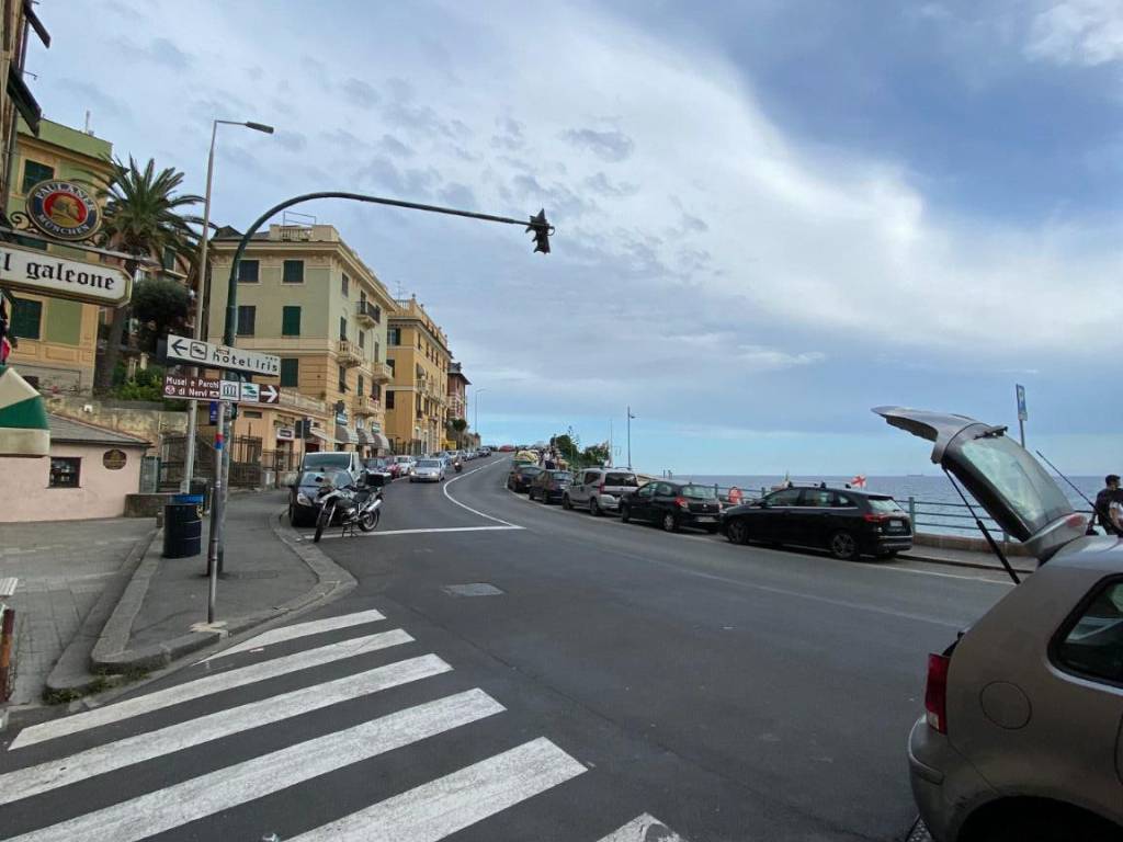 Appartamento a Genova in Viale Ammiraglio Giorgio des Geneys, 1 - Foto 2