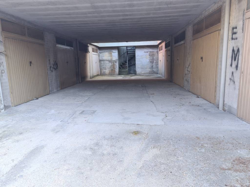 Box / garage a Terni in Via Giacomo Brodolini - Foto 3