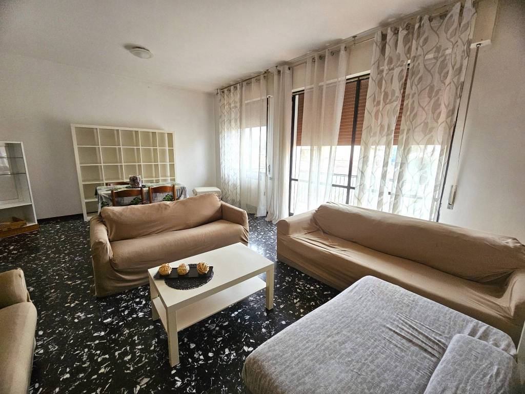 Appartamento a Guastalla in Via Luigi Gonzaga - Foto 4