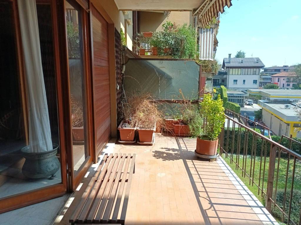 Appartamento a Varese in Via Francesco Crispi, 18 - Foto 3