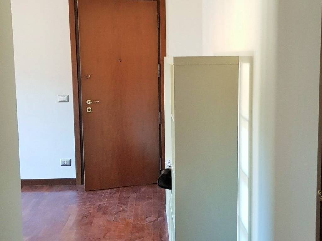 Appartamento a Arona in Via Vittorio Veneto, 8 - Foto 5