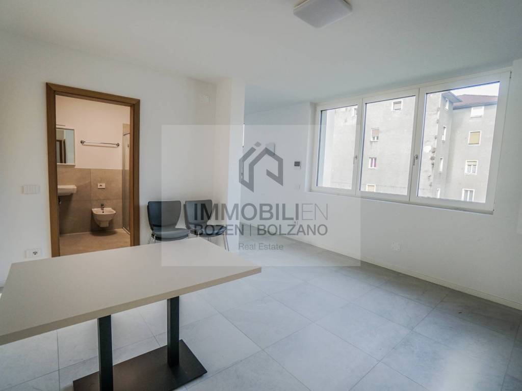 Appartamento a Bolzano in Via Renon, 41 - Foto 3