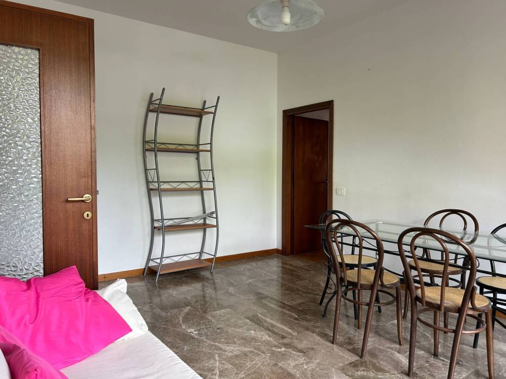 Appartamento a Varese in Via Monsignor Alessandro Proserpio, 7 - Foto 4