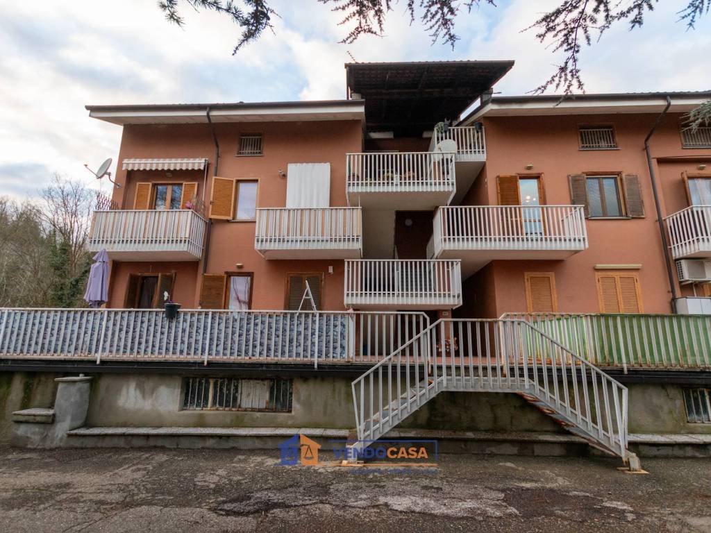 Appartamento a Asti in Frazione Quarto Inferiore - Foto 2