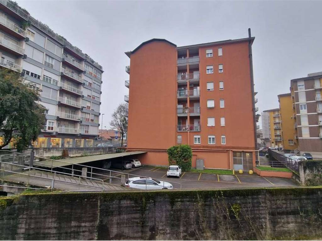 Box / garage a Bergamo in Via Suardi, 7E - Foto 2