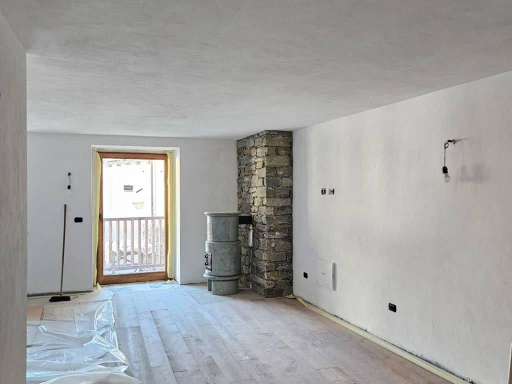 Appartamento a Courmayeur in Via della Vittoria, 5 - Foto 3