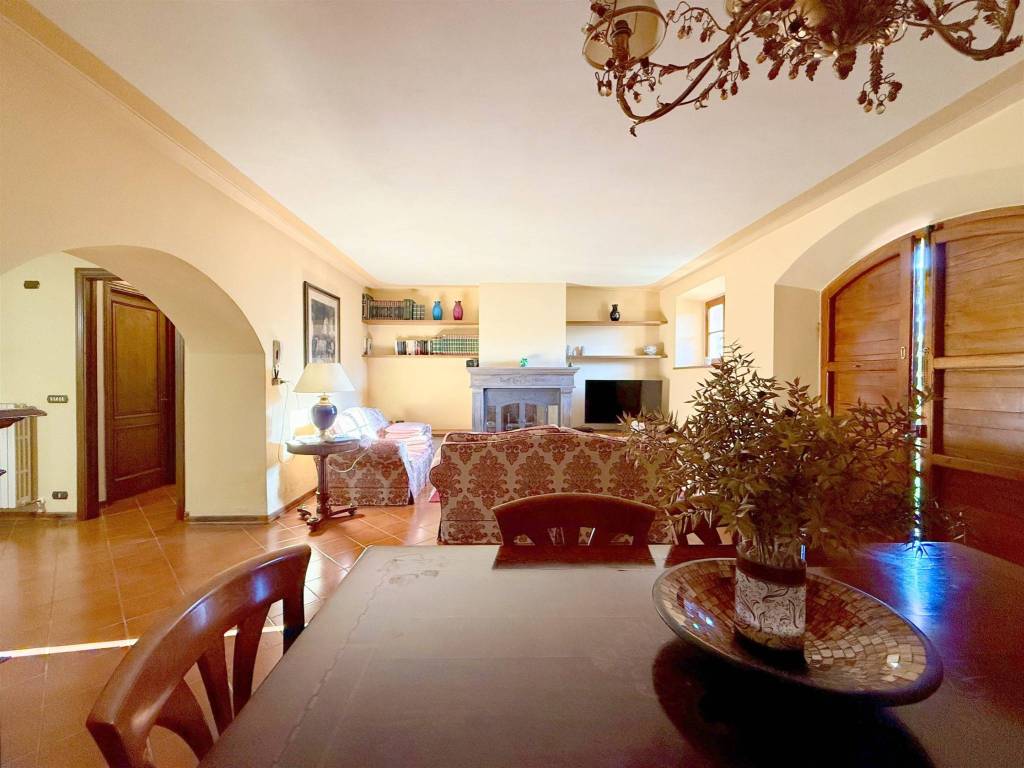 Villa a Barga in Piazza Beato Michele - Foto 4