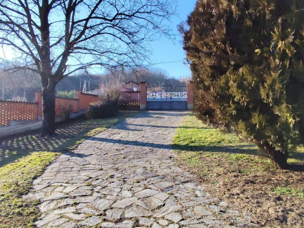 Rustico / casale a Asti in Frazione Valenzani - Foto 4