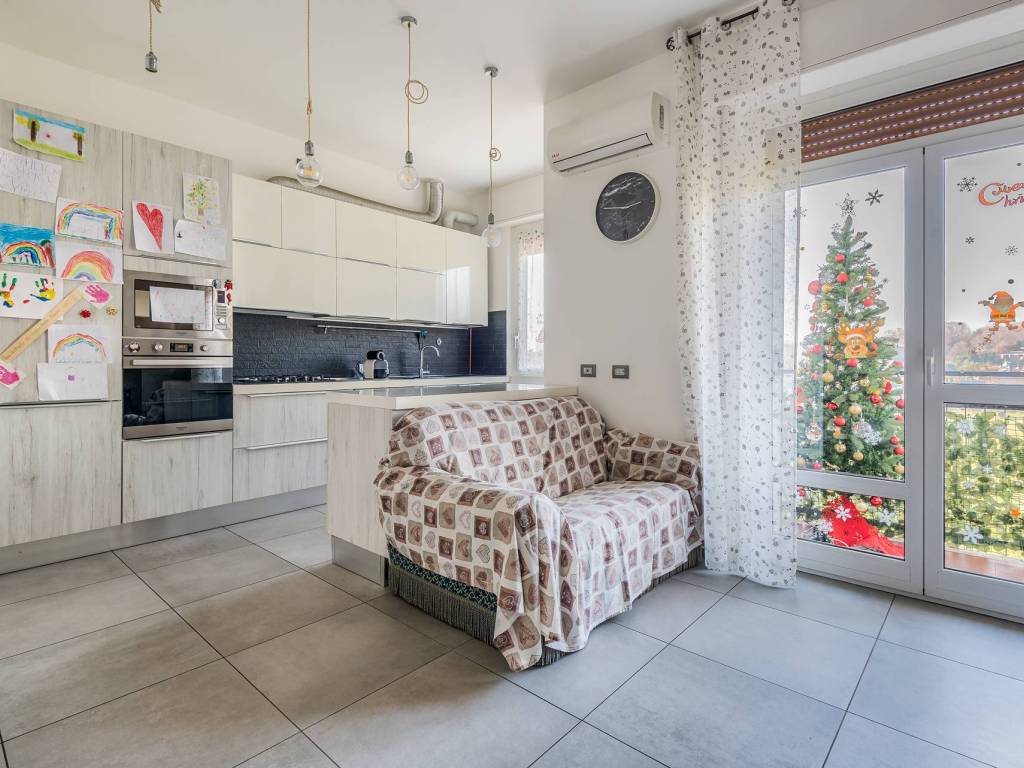 Appartamento a Arcore in Via Contardo Ferrini, 39 - Foto 4