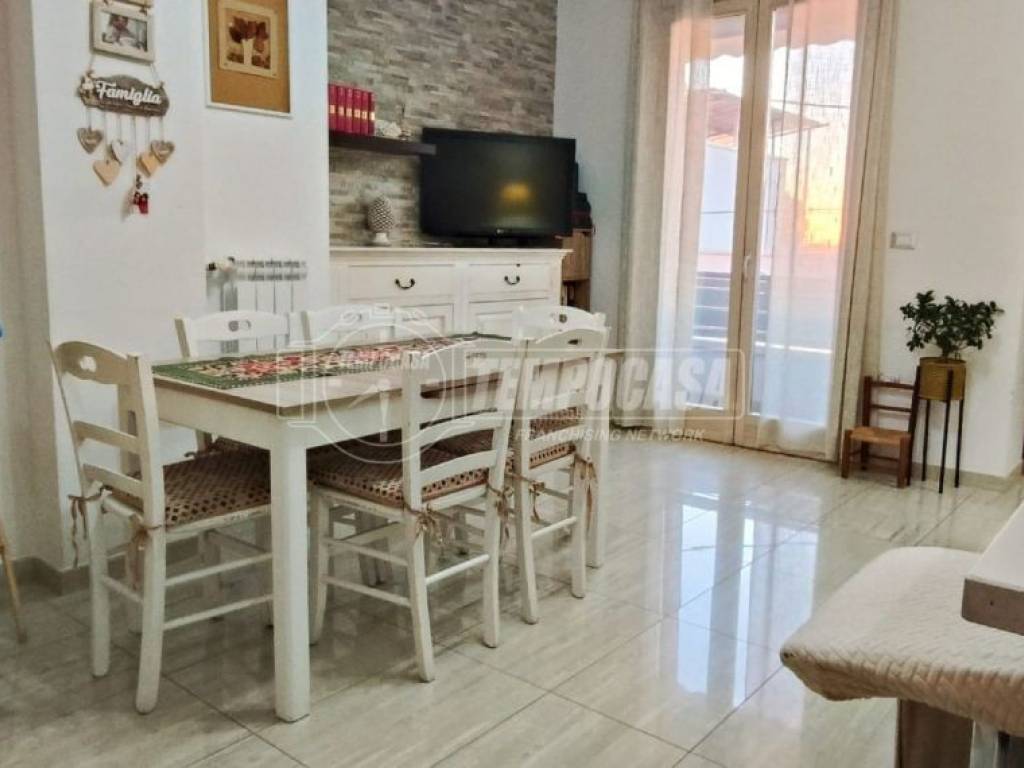 Appartamento a Trepuzzi in Via Carlo Armellini 17 - Foto 3