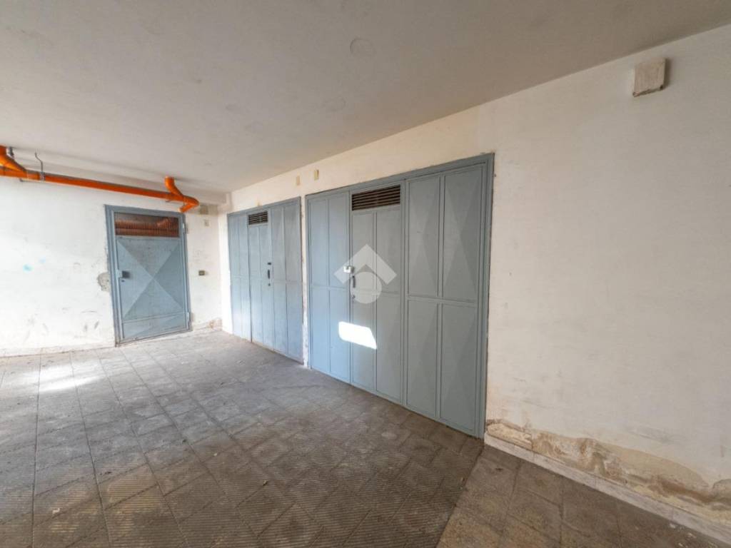 Box / garage a Manfredonia in Via cervaro - Foto 2