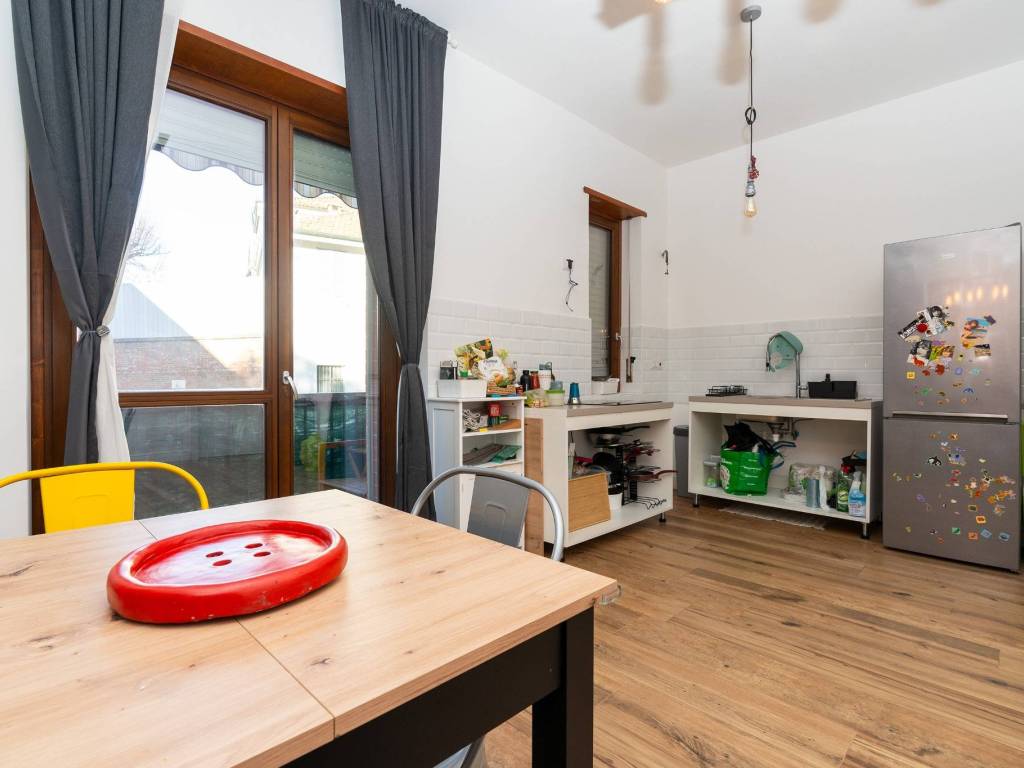 Appartamento a Moncalieri in Via Duca d'Aosta - Foto 5