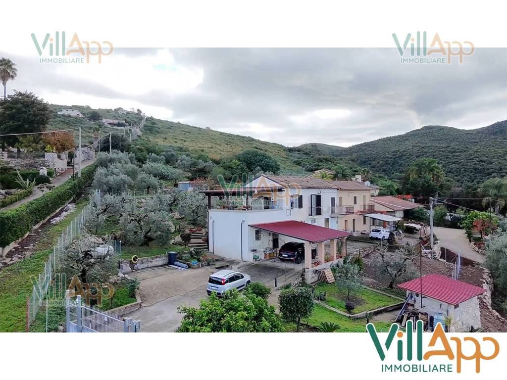 Villa a Fondi in Via Molelle, 55 - Foto 2