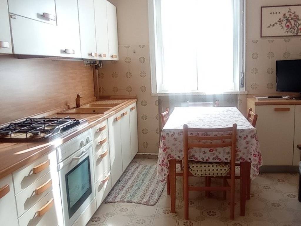 Appartamento a Como in Via Venturino, 16 - Foto 5