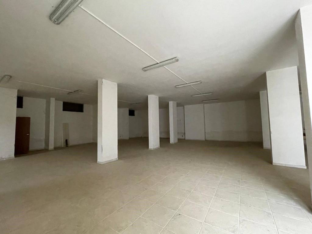 Box / garage a Ginosa in Largo Giorgio Almirante - Foto 4