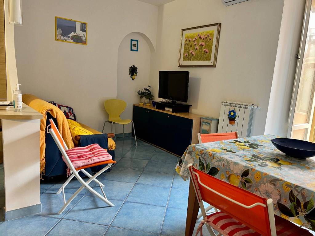 Appartamento a Gaeta in Piazza Generale Vincenzo Traniello - Foto 3