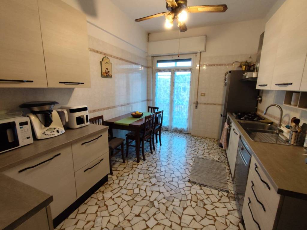 Appartamento a Genova in Via Federico Avio - Foto 4