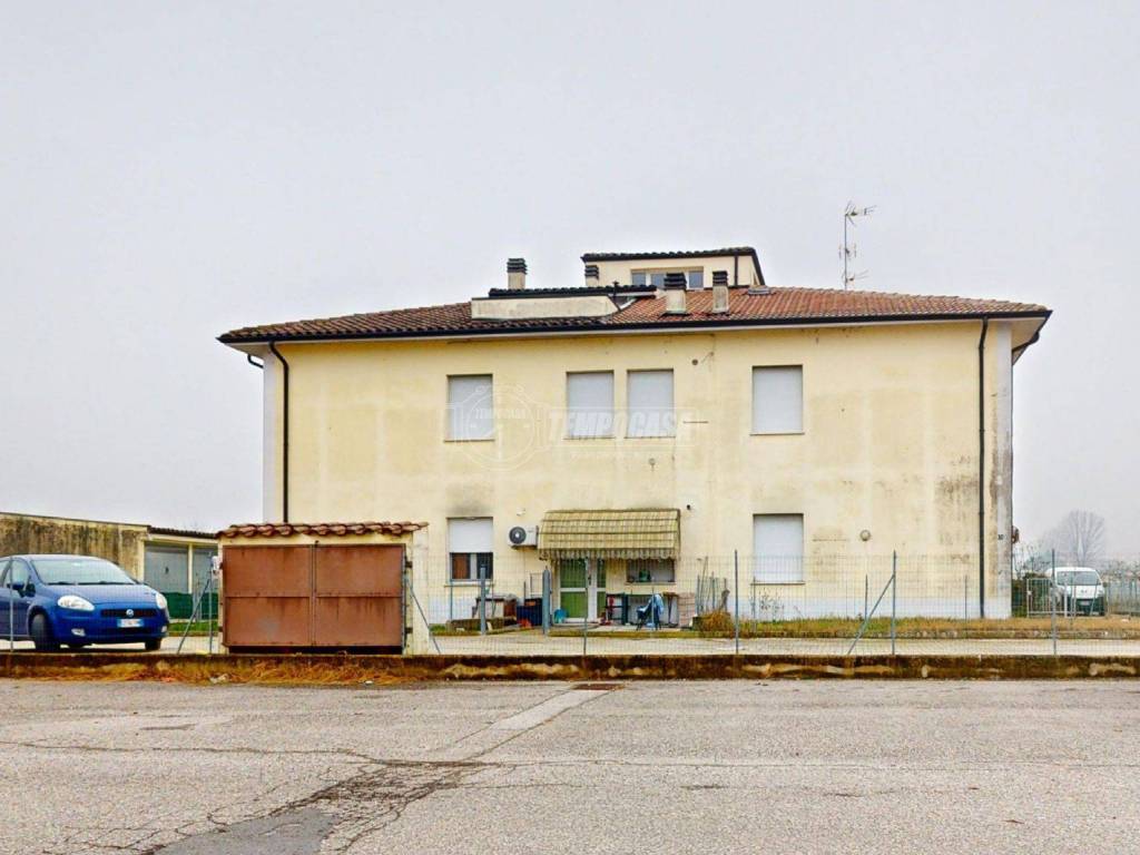 Appartamento a Terre del reno in Via del Commercio 12 - Foto 3