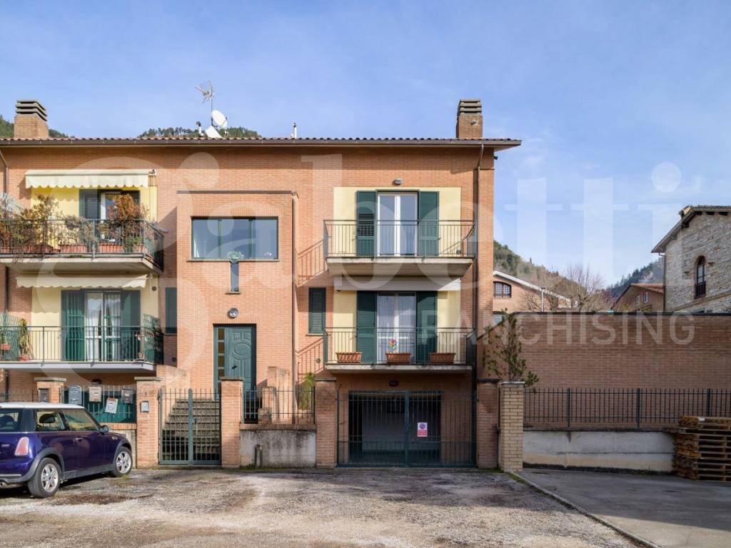 Appartamento a Gubbio in Via Guglielmo Marconi , 1 - Foto 2