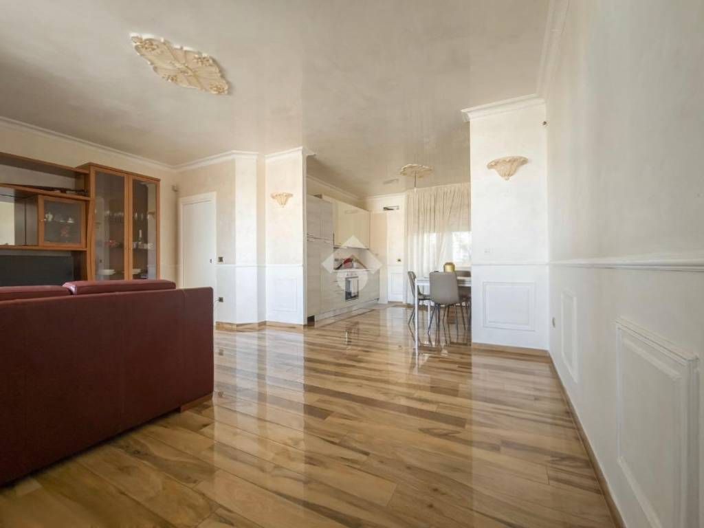 Appartamento a Manfredonia in Via Francia, 54 - Foto 2