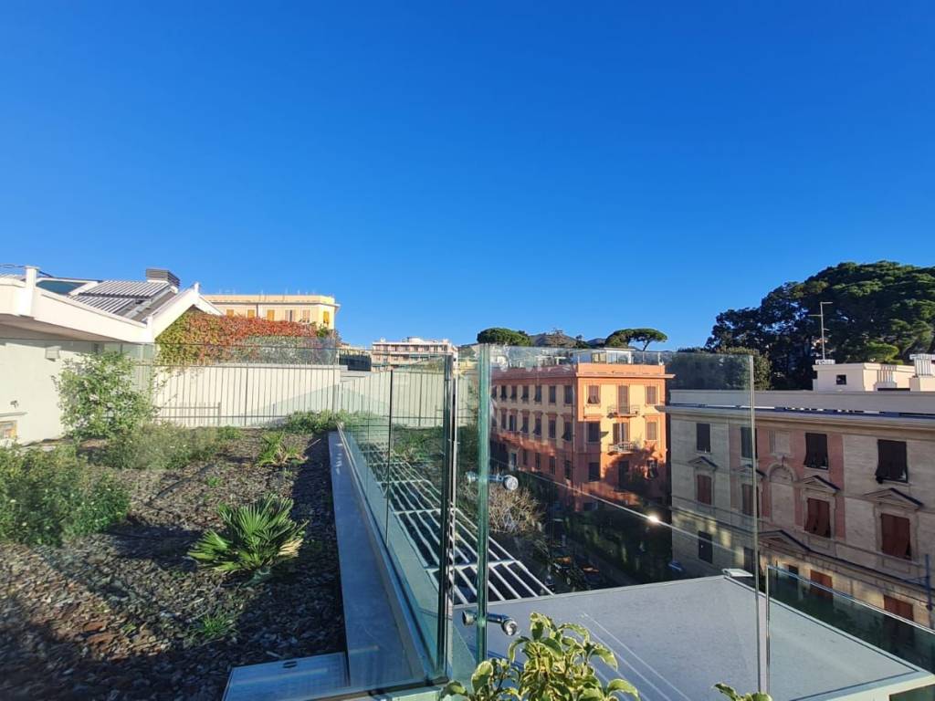 Attico / mansarda a Genova in Via Arnaldo da Brescia - Foto 4