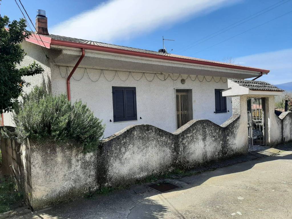 Villa a Luzzi in Contrada Pescara - Foto 2