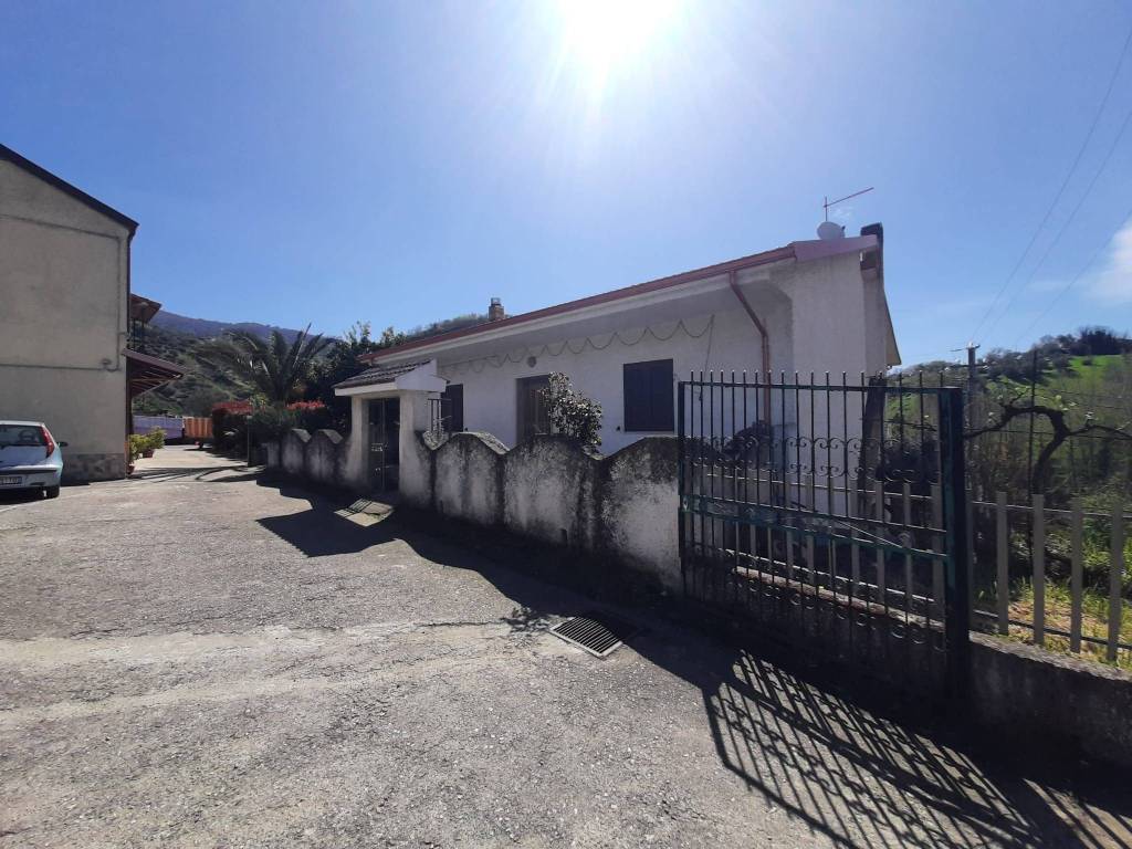 Villa a Luzzi in Contrada Pescara - Foto 4