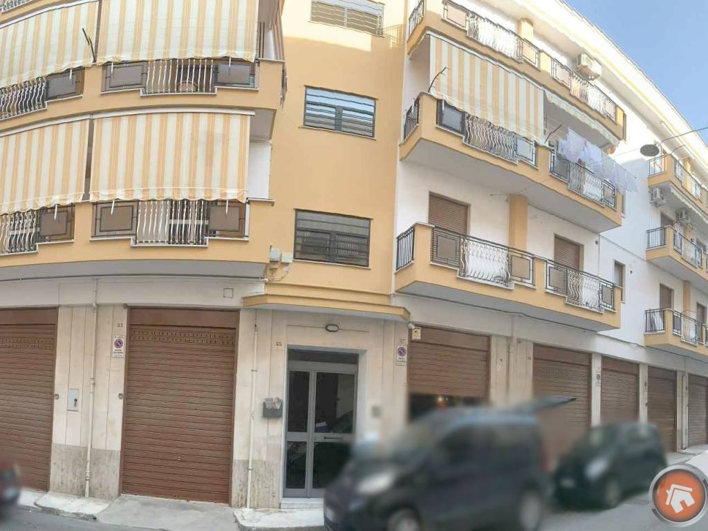 Palazzo / stabile a Corato - Foto 2