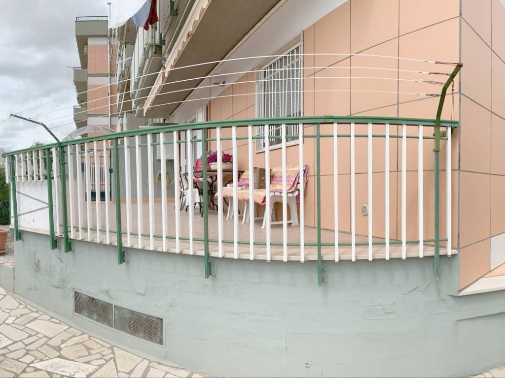 Palazzo / stabile a Corato - Foto 2