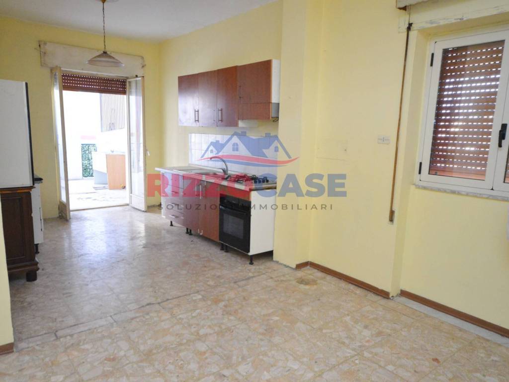 Appartamento a Corigliano-rossano in Via Leopardi, 12 - Foto 2