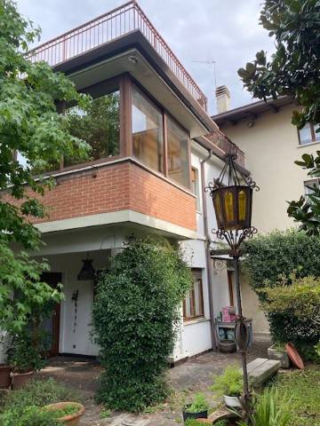 Palazzo / stabile a Buttrio in Via Roma - Foto 2