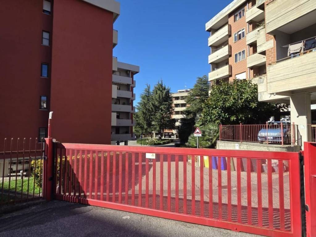 Appartamento a Catanzaro in Via Michele Torcia - Foto 2