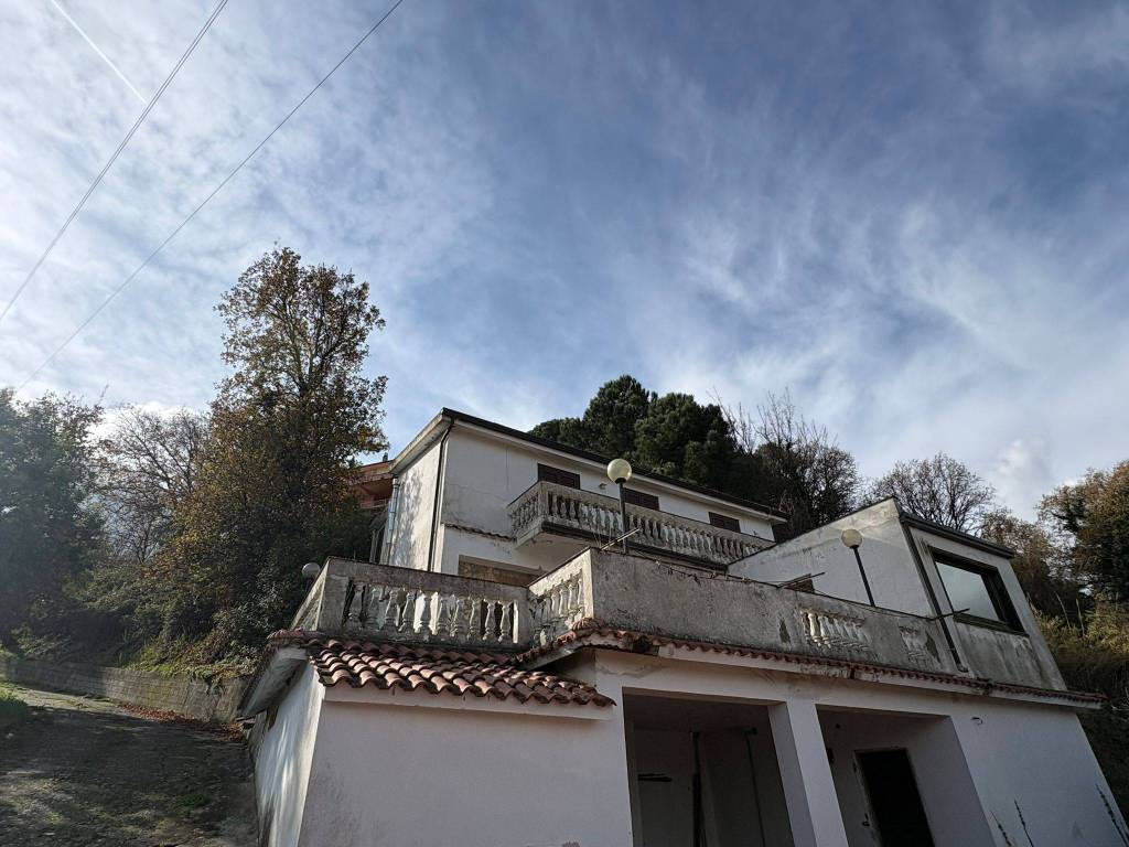 Villa a Catanzaro in Via Benedetto Croce - Foto 4