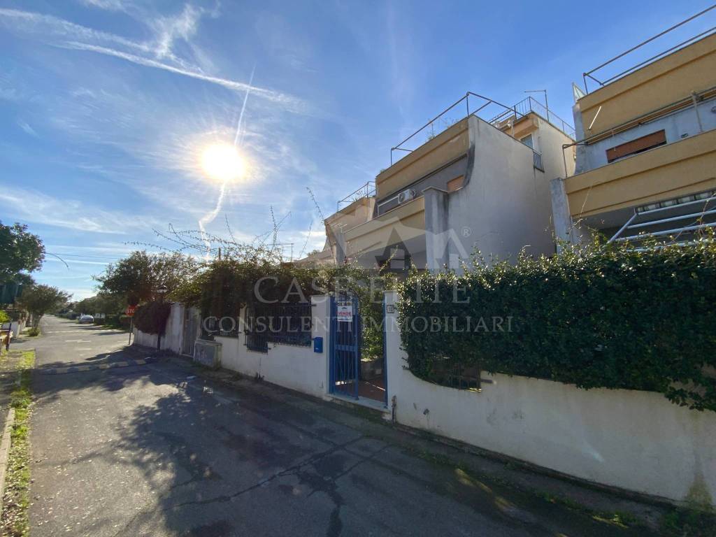 Appartamento a Ardea in Via Arianna, 16 - Foto 2