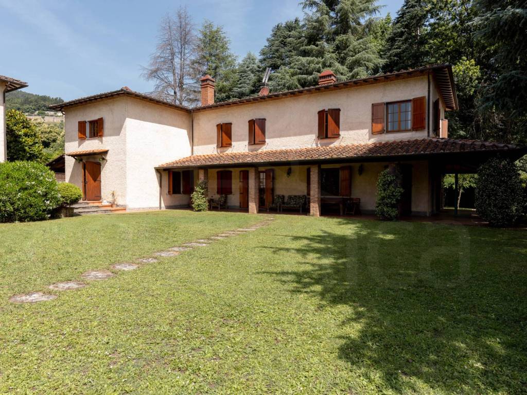 Villa a Lucca in Via di Vicopelago, 162 - Foto 2