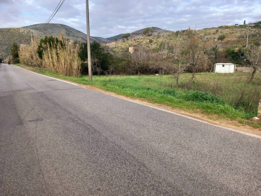 Terreno a Gaeta in Strada Provinciale Sant'Agostino - Foto 2