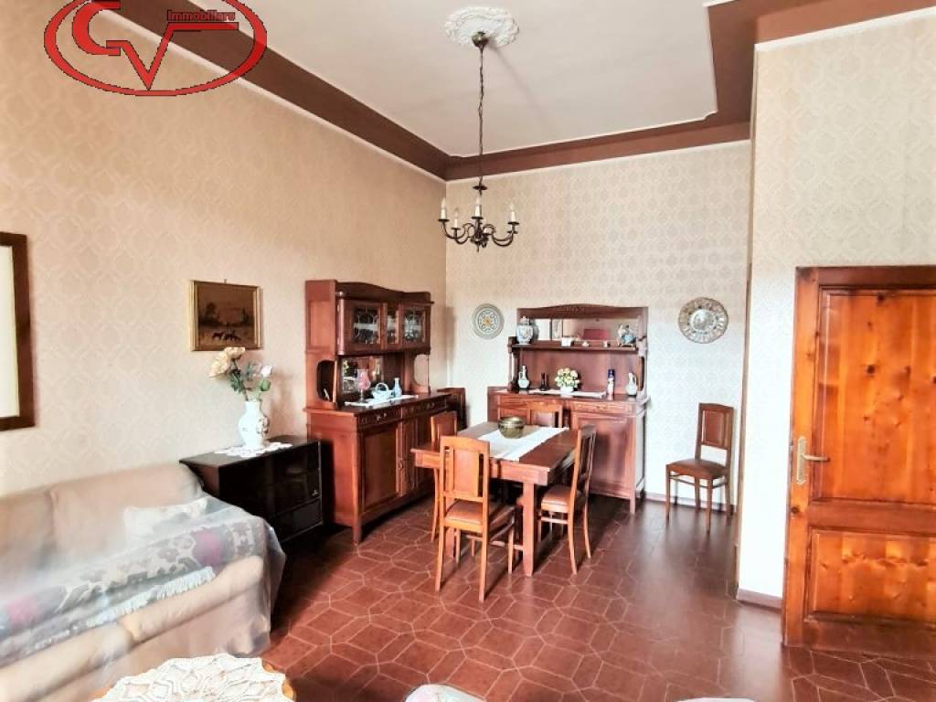 Casa indipendente a Bucine in Via Dante Alighieri - Foto 2