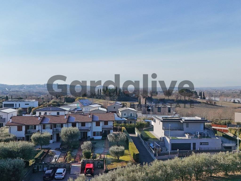 Villetta a schiera a Peschiera del garda in Via Bertoletta - Foto 2