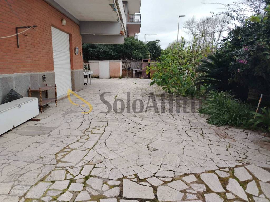 Appartamento a Pomezia in Via Polonia, 80 - Foto 5
