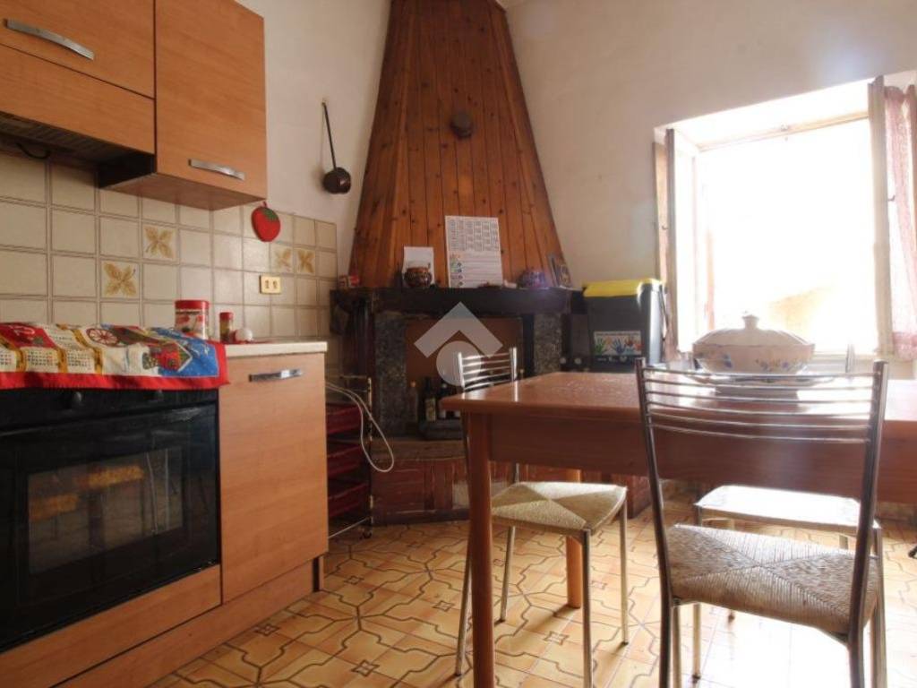 Appartamento a Toffia in VIA DELLA ROCCA - Foto 2