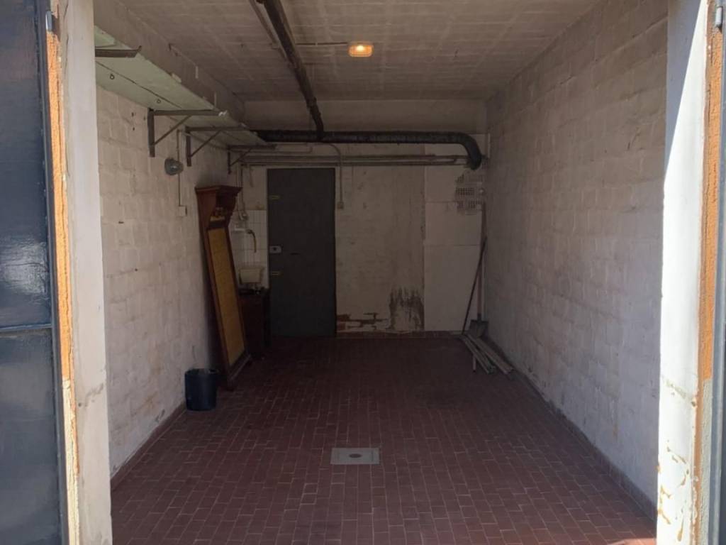 Box / garage a Bologna in Via Genuzio Bentini, 27 - Foto 2