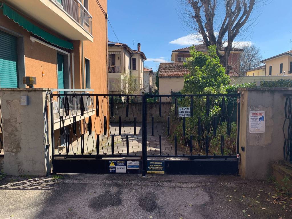 Box / garage a Bologna in Via Genuzio Bentini, 27 - Foto 4